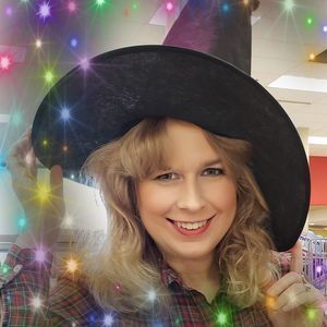 Meet your Posher, Leslie